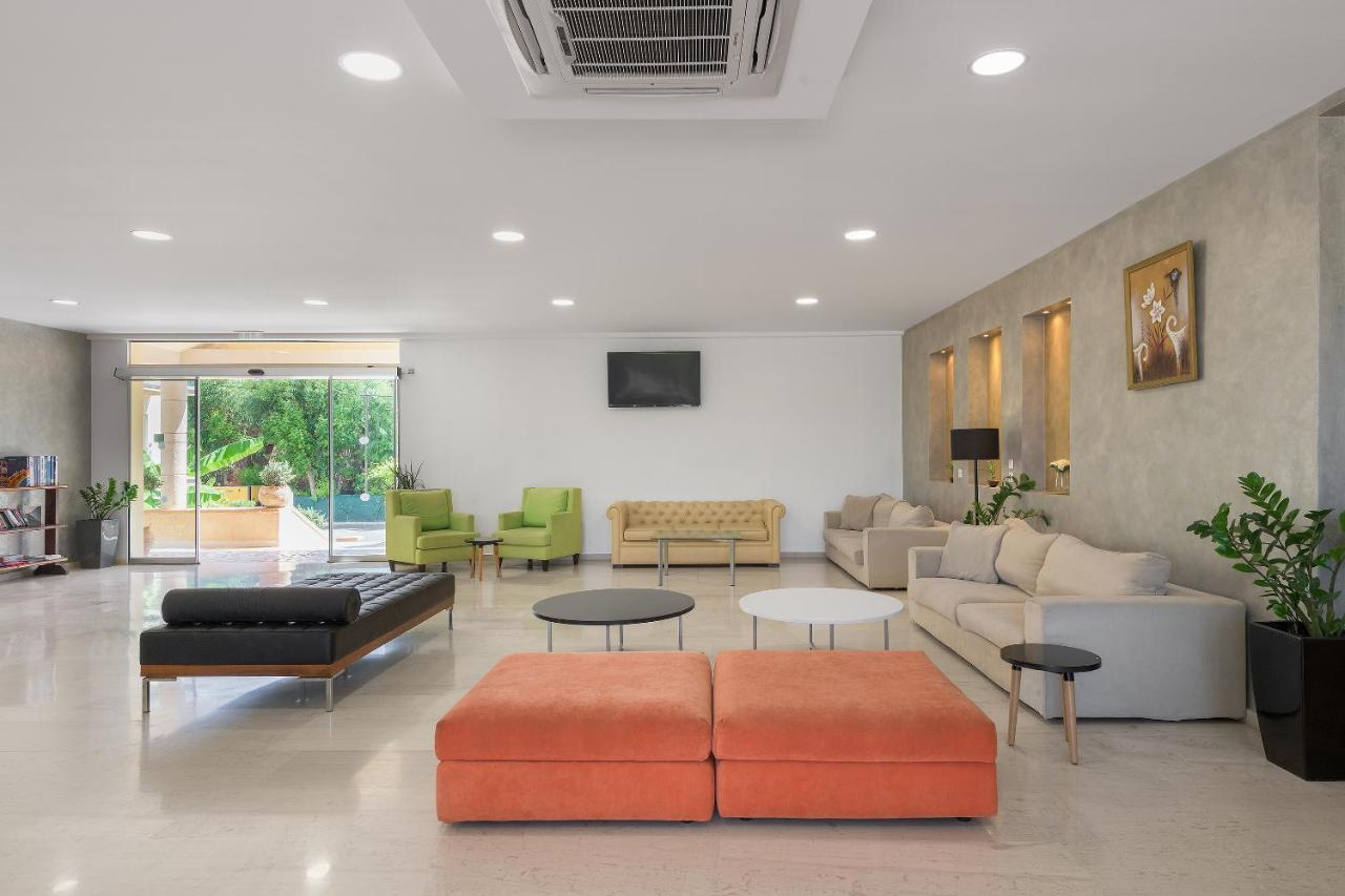 Olive Garden Hotel Lardos Bagian luar foto